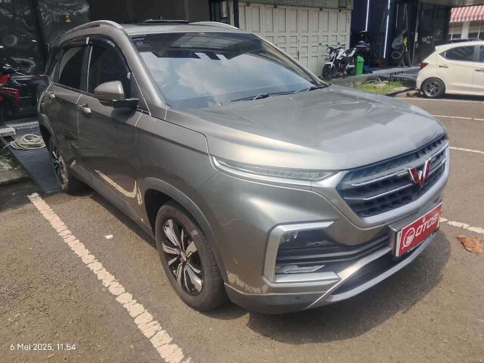 2019 Wuling Almaz 1.5 L T Lux - Foto 1 dari 6