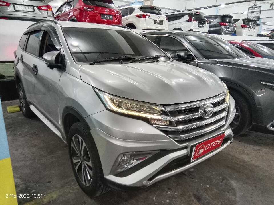 2019 Daihatsu Terios 1.5 R - Foto 1 dari 6