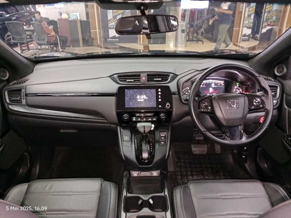 Foto Mobil Bekas Dashboard Honda CR-V 1.5 Prestige tahun 2023
