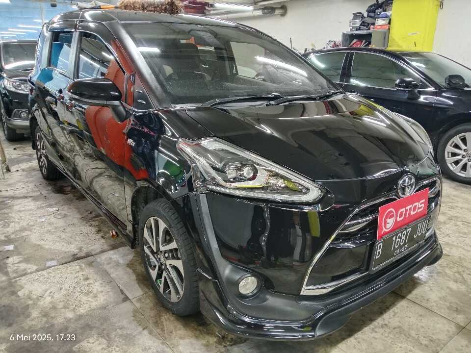2017 Toyota Sienta 1.5 Q