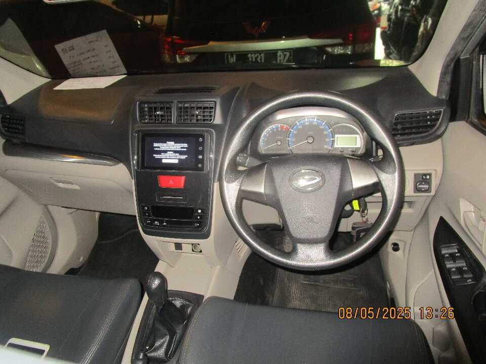 Foto Mobil Bekas Dashboard Daihatsu Xenia 1.3 X tahun 2019