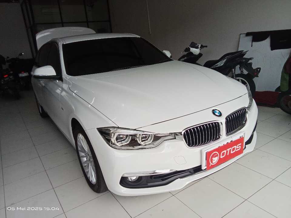 2018 BMW 320i 2.0 - Foto 1 dari 6