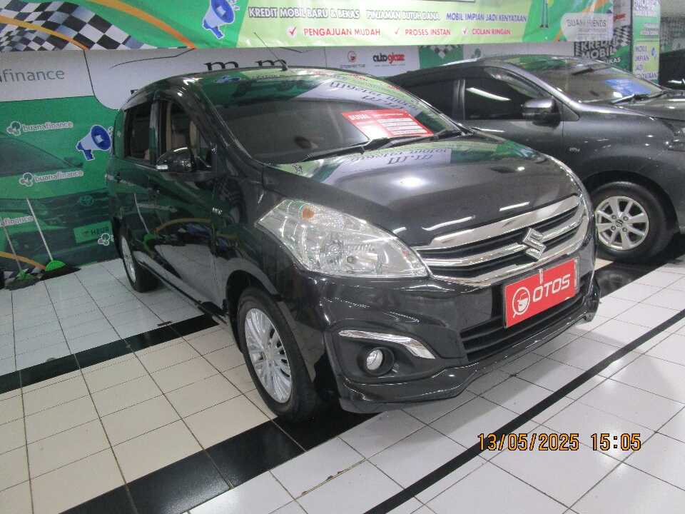 2017 Suzuki Ertiga 1.4 GX - Foto 1 dari 6