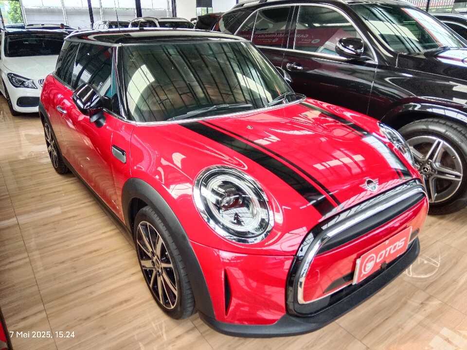2022 MINI Cooper 1.5 - Foto 1 dari 6