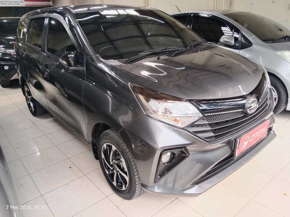 2024 Daihatsu Sigra 1.2 R - Foto 1 dari 6