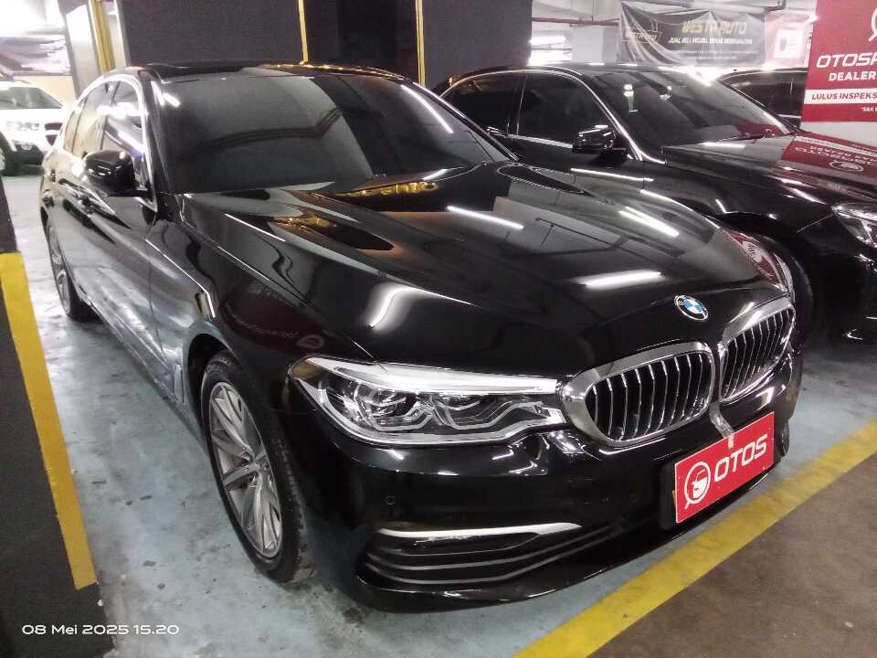 2019 BMW 520i 2.0 - Foto 1 dari 6
