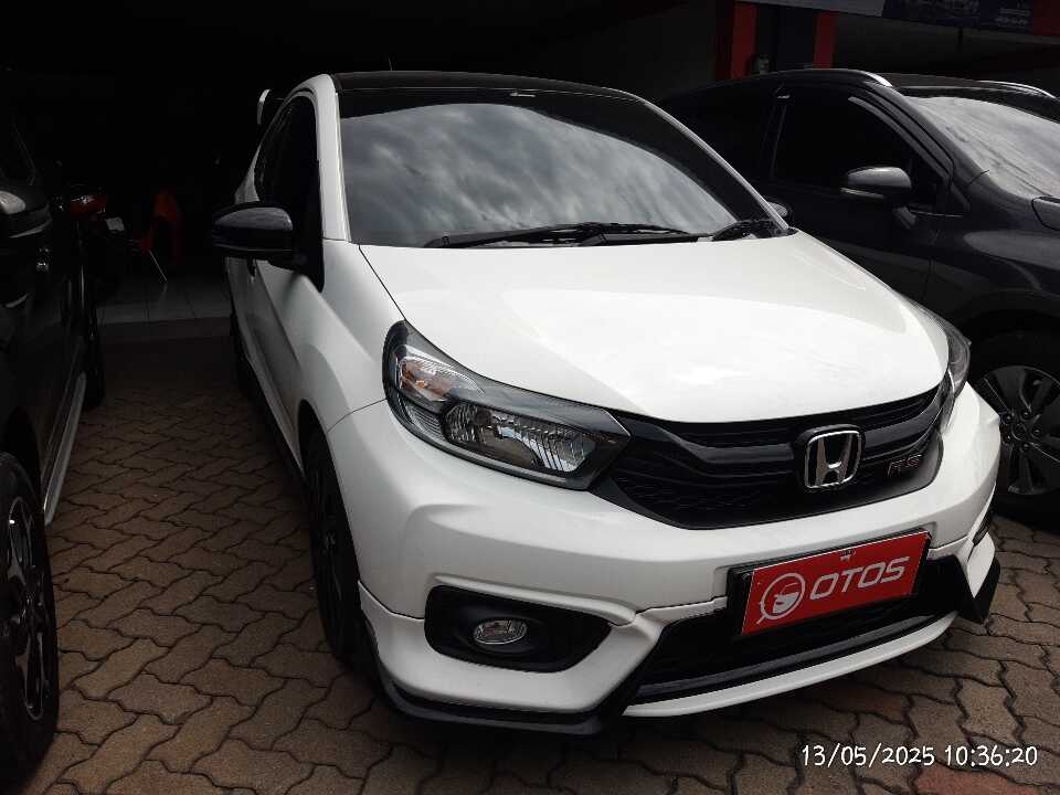 2022 Honda Brio 1.2 RS - Foto 1 dari 6