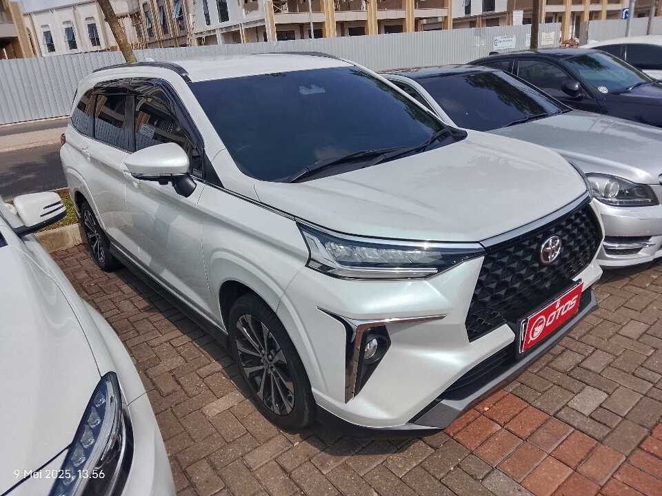 2021 Toyota Veloz 1.5 Q - Foto 1 dari 6