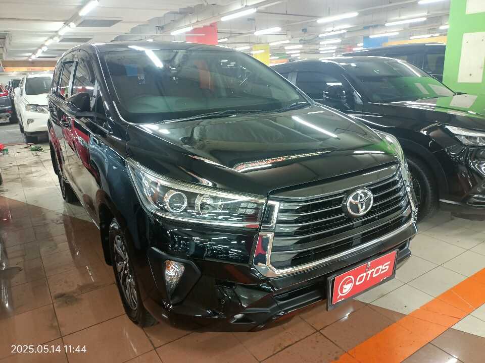 2021 Toyota Kijang Innova 2.4 V - Foto 1 dari 6
