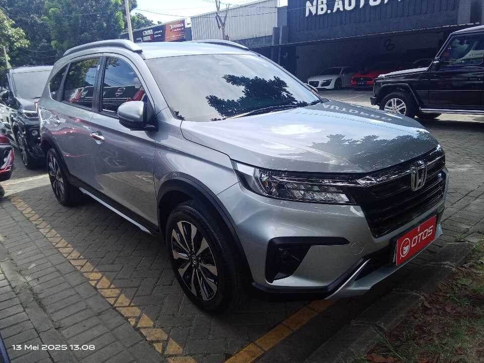 2022 Honda BR-V 1.5 E Prestige - Foto 1 dari 6