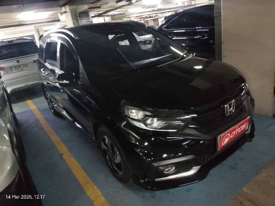 2015 Honda Mobilio 1.5 RS - Foto 1 dari 6