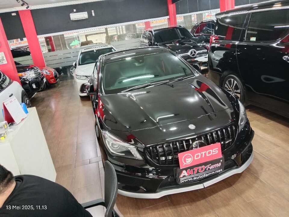 2015 Mercedes-Benz CLA45 2.0 AMG - Foto 1 dari 6