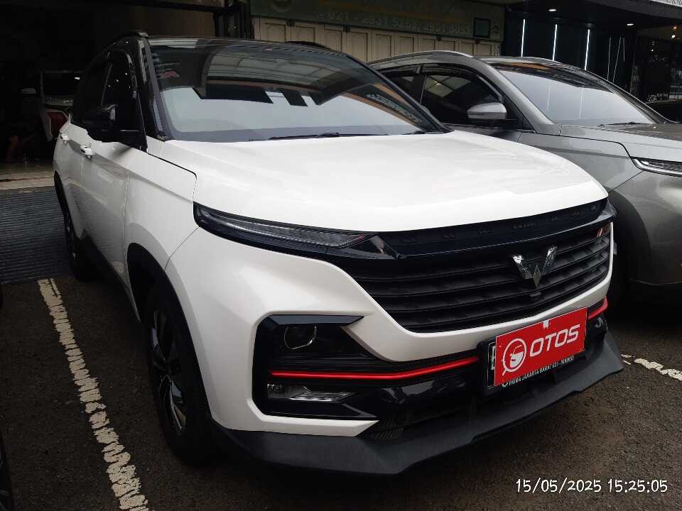 2021 Wuling Almaz 1.5 L T Lux