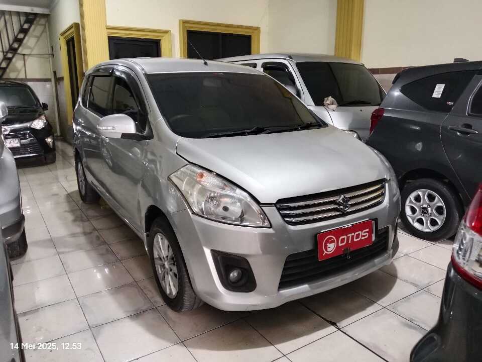 2013 Suzuki Ertiga 1.4 - Foto 1 dari 6