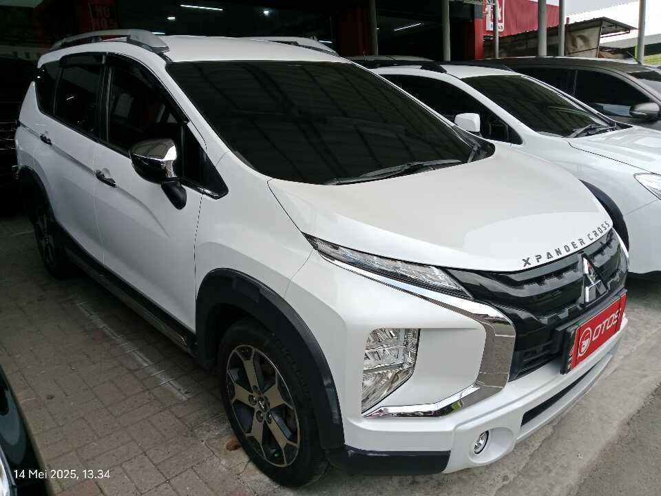 2022 Mitsubishi Xpander 1.5 Cross - Foto 1 dari 6