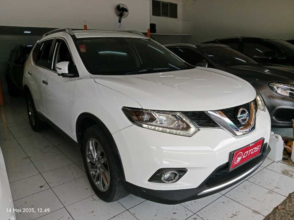 2016 Nissan X-Trail 2.5 - Foto 1 dari 6