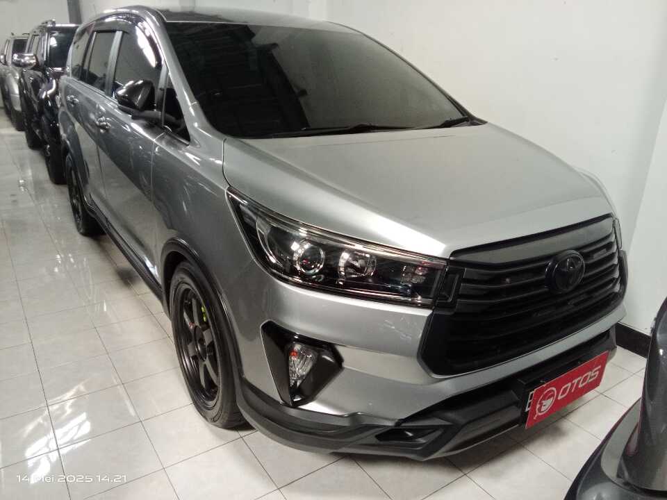 2020 Toyota Kijang Innova 2.4 Venturer