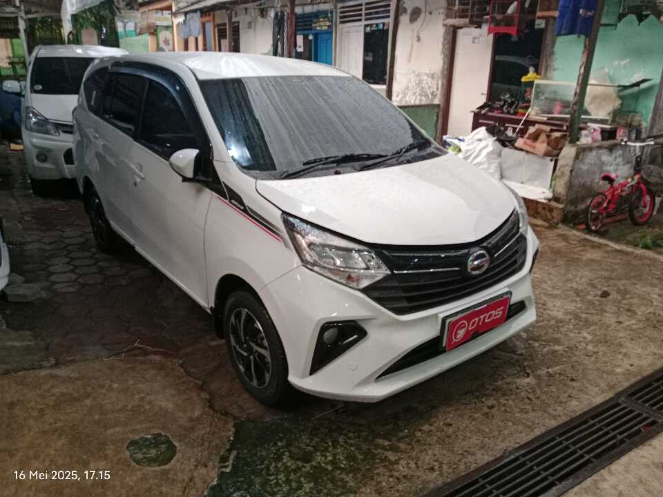 2022 Daihatsu Sigra 1.2 R