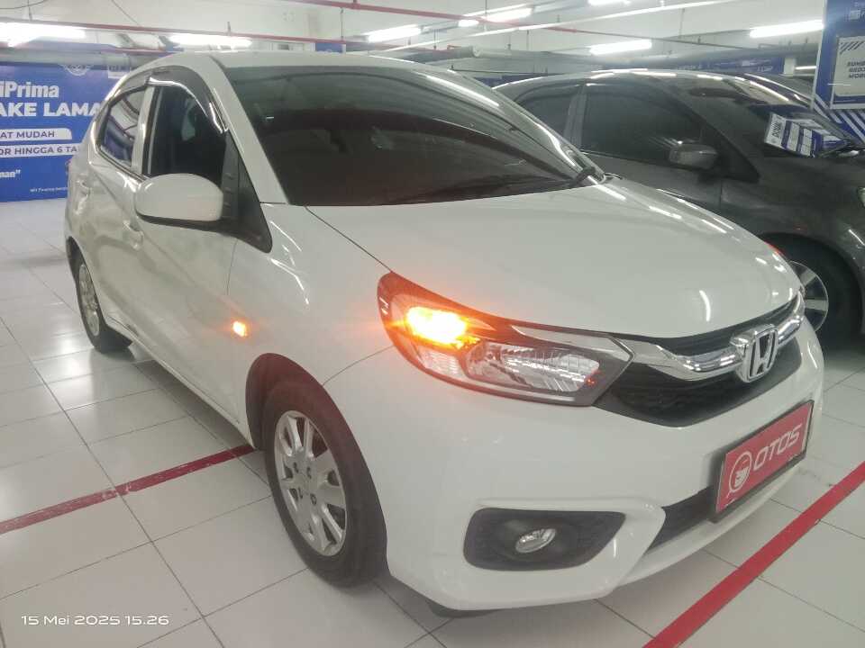 2022 Honda Brio 1.2 E - Foto 1 dari 6