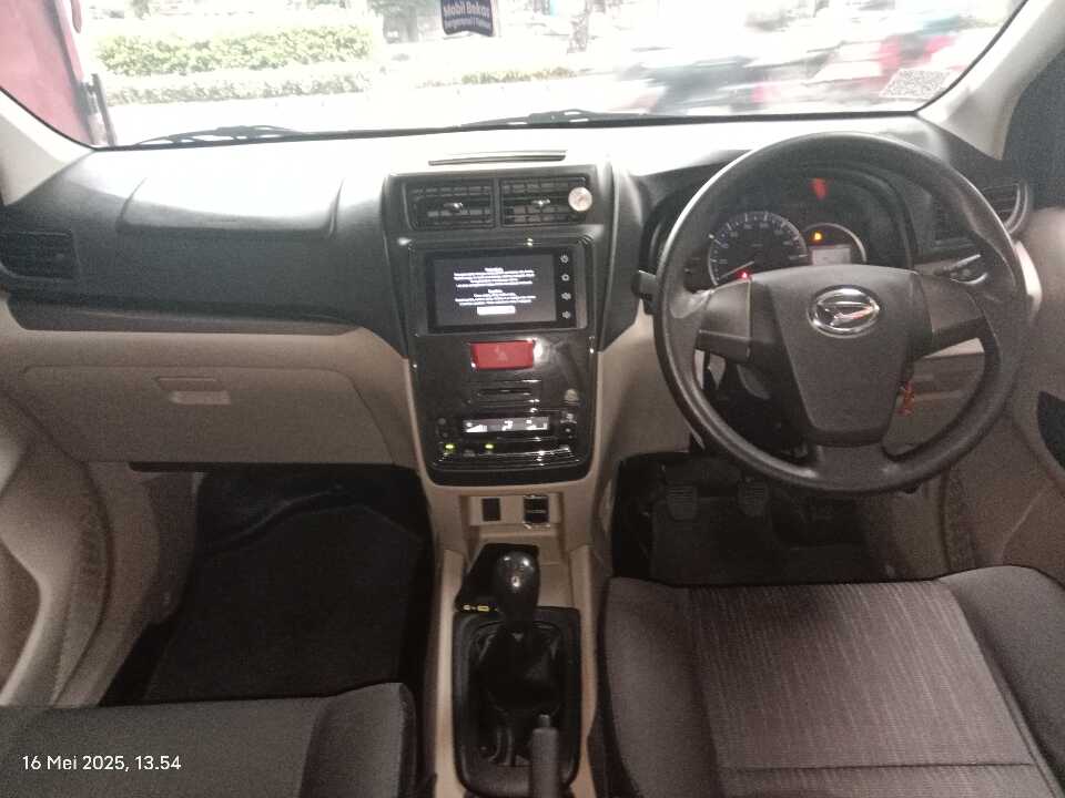 Foto Mobil Bekas Dashboard Daihatsu Xenia 1.3 X tahun 2019