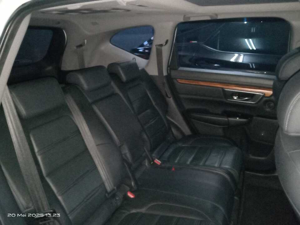 Foto Mobil Bekas Kabin Belakang Honda CR-V 1.5 Turbo Prestige tahun 2022