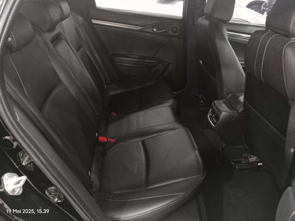 Foto Mobil Bekas Kabin Belakang Honda Civic 1.5 Turbo tahun 2018