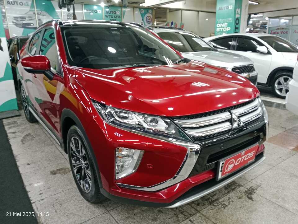 2019 Mitsubishi Eclipse Cross 1.5 Ultimate - Foto 1 dari 6