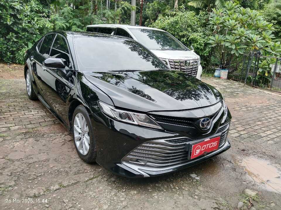 2019 Toyota Camry 2.5 V