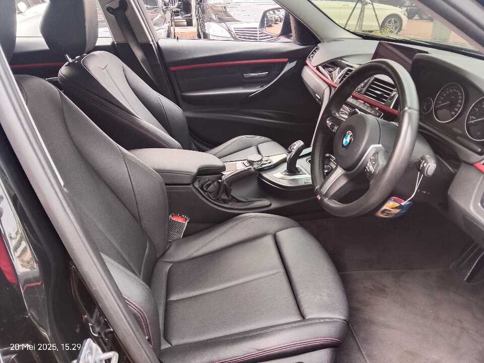 Foto Mobil Bekas Kabin Depan BMW 320i 2.0 tahun 2016