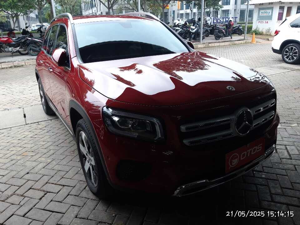 2021 Mercedes-Benz GLB200 1.3 Progressive Line Wagon - Foto 1 dari 6