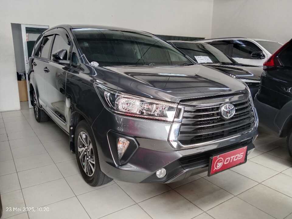 2021 Toyota Kijang Innova 2.4 G - Foto 1 dari 6