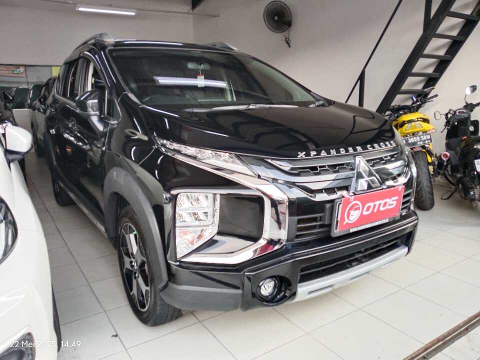 2022 Mitsubishi Xpander 1.5 Cross - Foto 1 dari 6