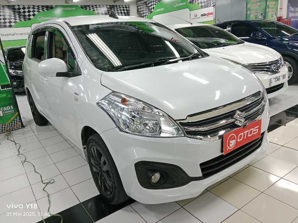 2016 Suzuki Ertiga 1.4 GL - Foto 1 dari 6