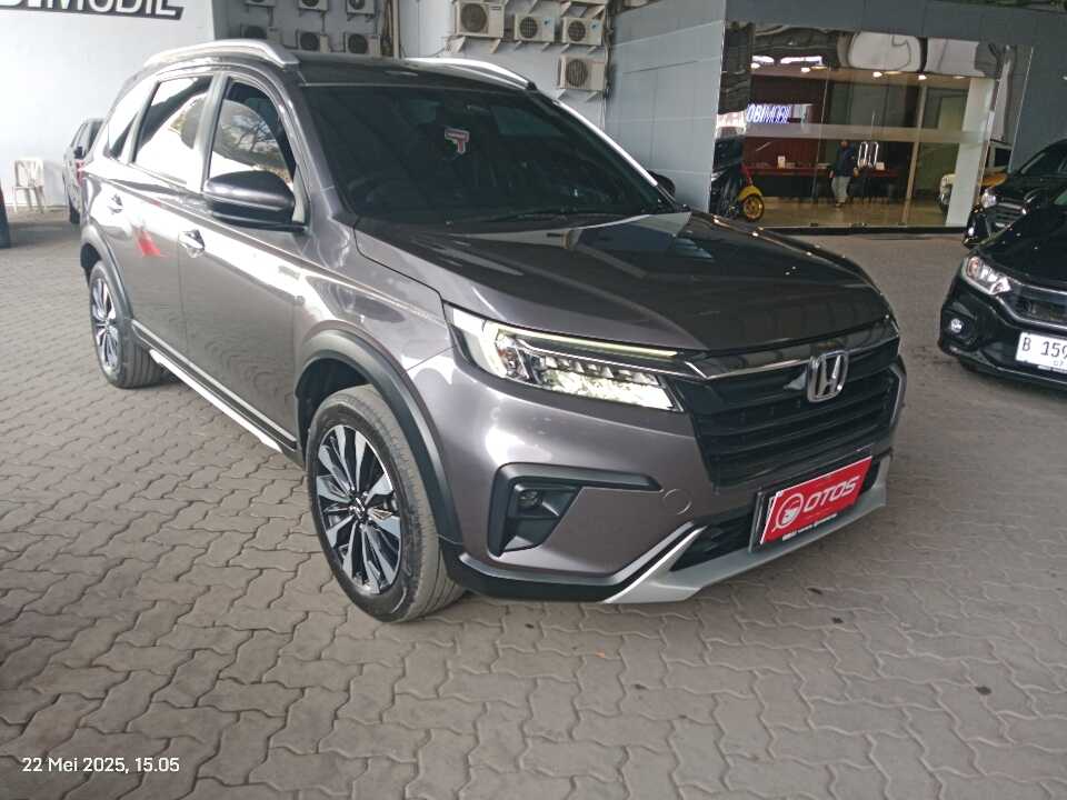 2022 Honda BR-V 1.5 E Prestige - Foto 1 dari 9