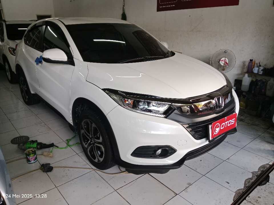 2021 Honda HR-V 1.5 E - Foto 1 dari 6