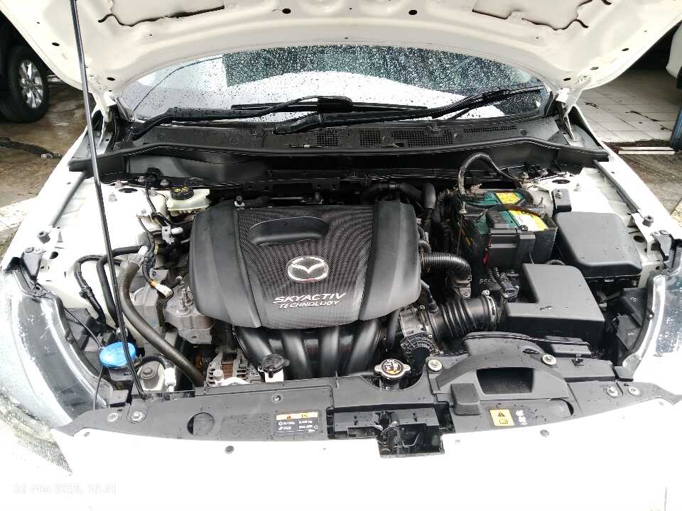 Foto Mobil Bekas Mesin Mazda 2 1.5 Skyactiv tahun 2016