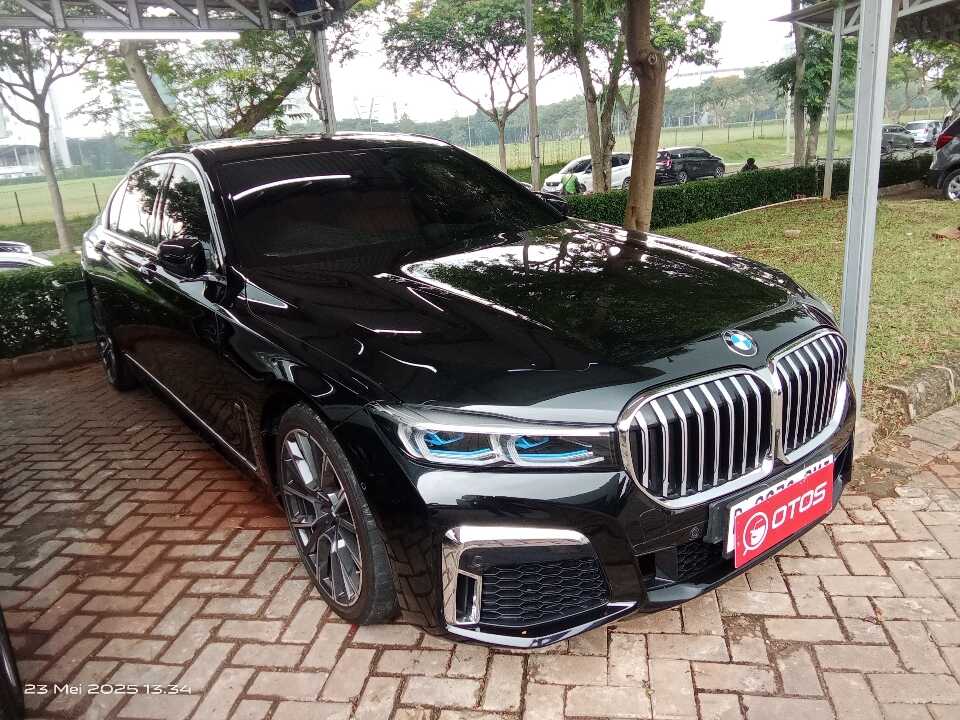 2019 BMW 730Li 2.0 - Foto 1 dari 6