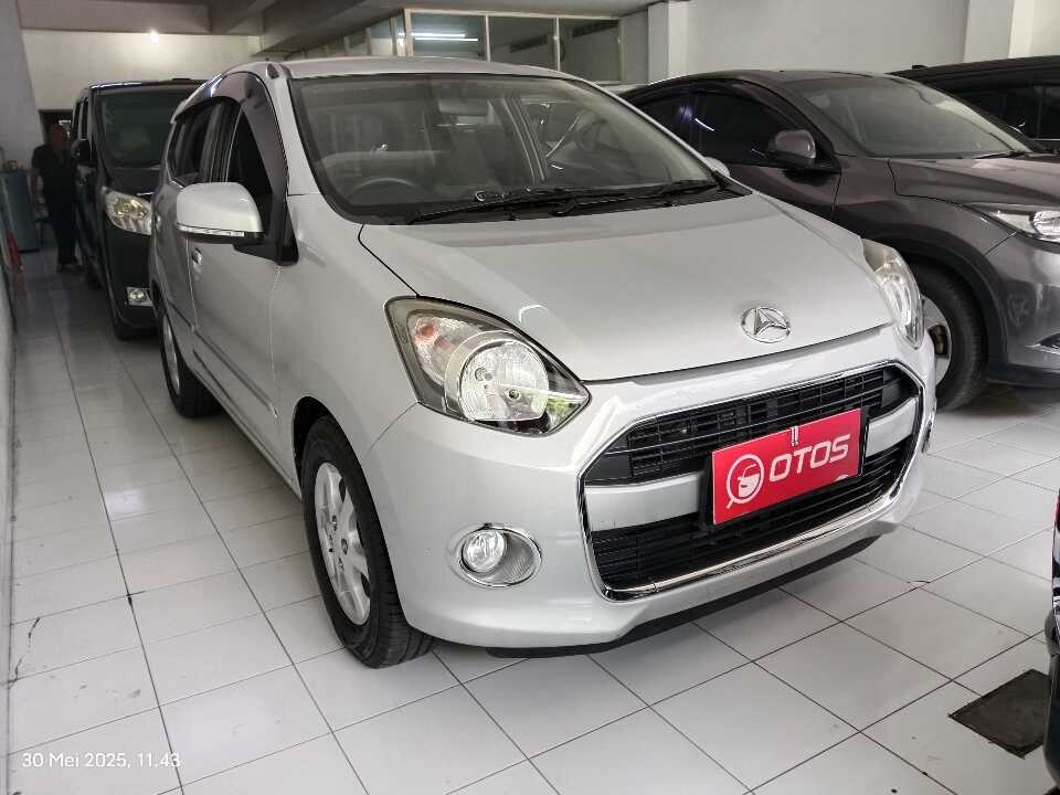 2016 Daihatsu Ayla 1.0 X - Foto 1 dari 6