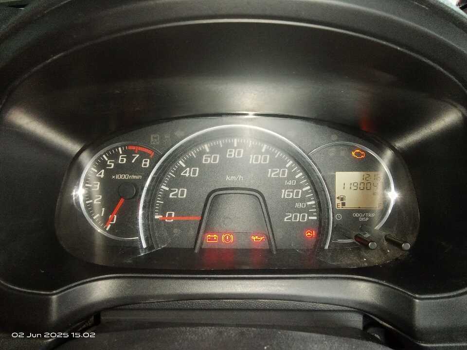 Foto Mobil Bekas Odometer Toyota Agya 1.0 G tahun 2016