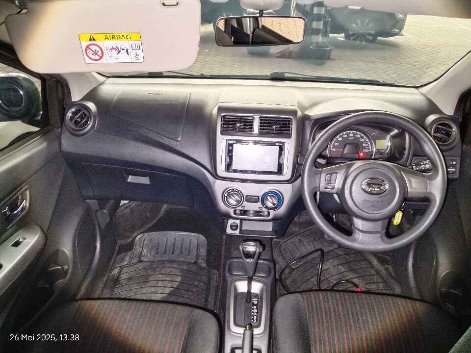 Foto Mobil Bekas Dashboard Daihatsu Ayla 1.2 R tahun 2018