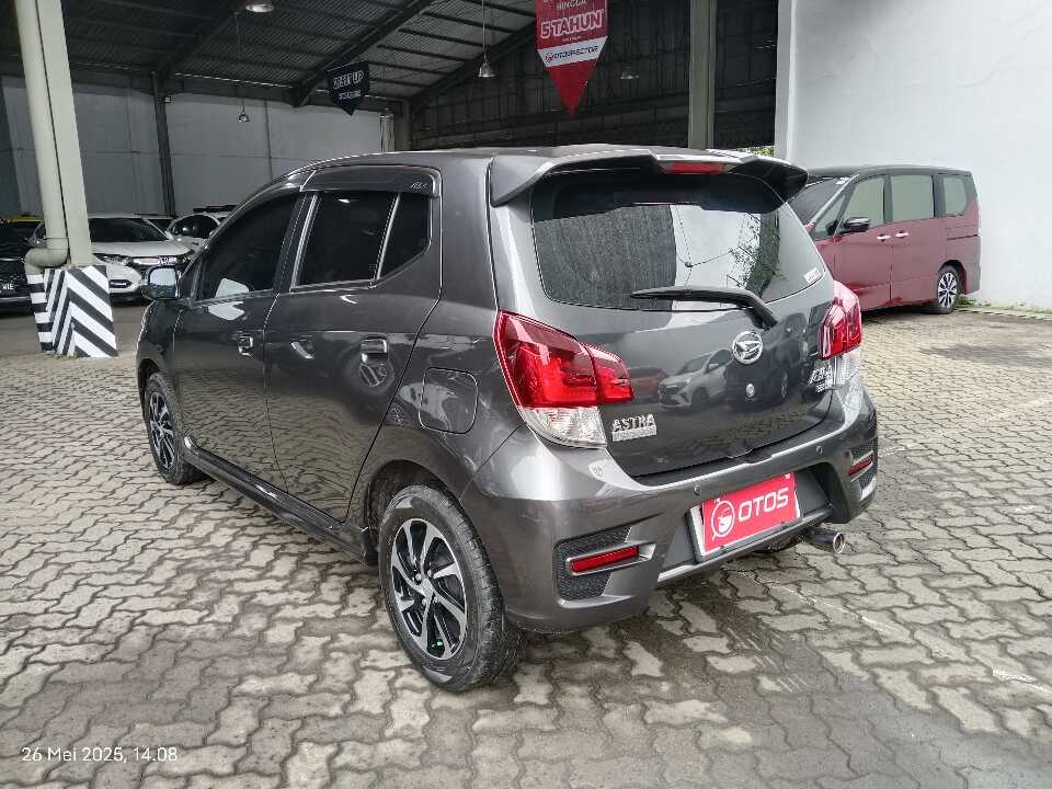 Foto Mobil Bekas Kiri Belakang Daihatsu Ayla 1.2 R tahun 2018