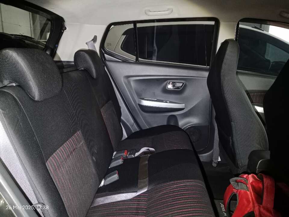 Foto Mobil Bekas Kabin Belakang Daihatsu Ayla 1.2 R tahun 2018