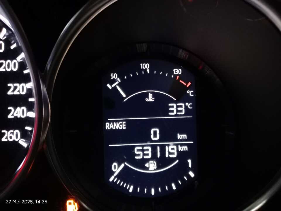 Foto Mobil Bekas Odometer Mazda CX-5 2.5 tahun 2018