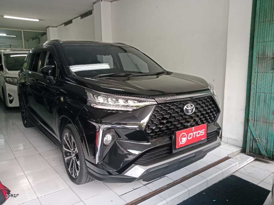 2023 Toyota Veloz 1.5 Q - Foto 1 dari 6