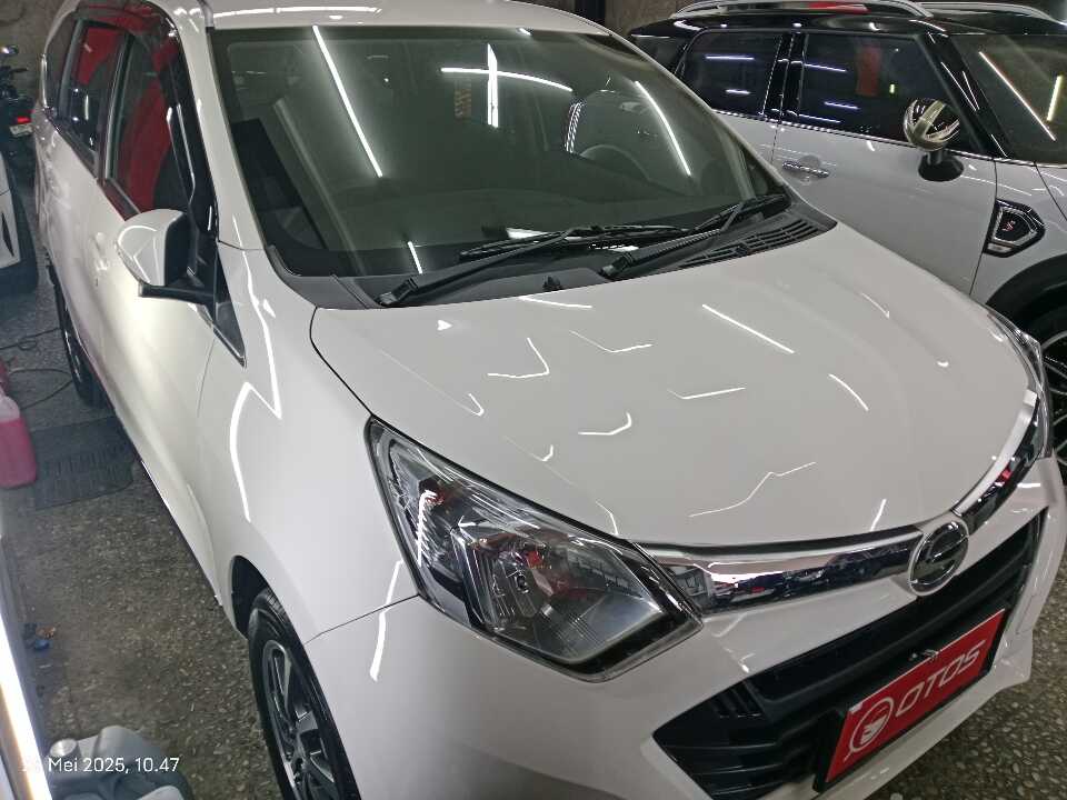 2016 Daihatsu Sigra 1.2 R - Foto 1 dari 6
