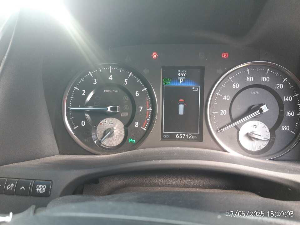 Foto Mobil Bekas Odometer Toyota Vellfire 2.5 G tahun 2015