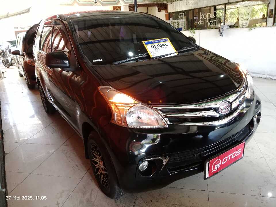 2015 Daihatsu Xenia 1.0 - Foto 1 dari 6