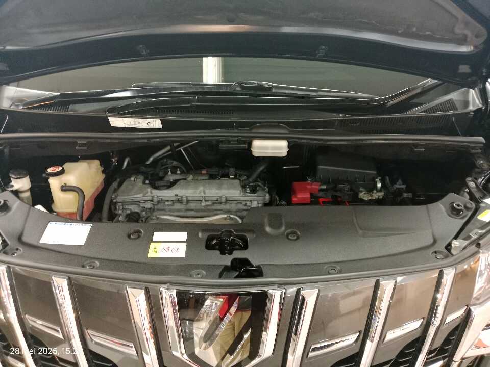 Foto Mobil Bekas Mesin Toyota Alphard 2.5 tahun 2018