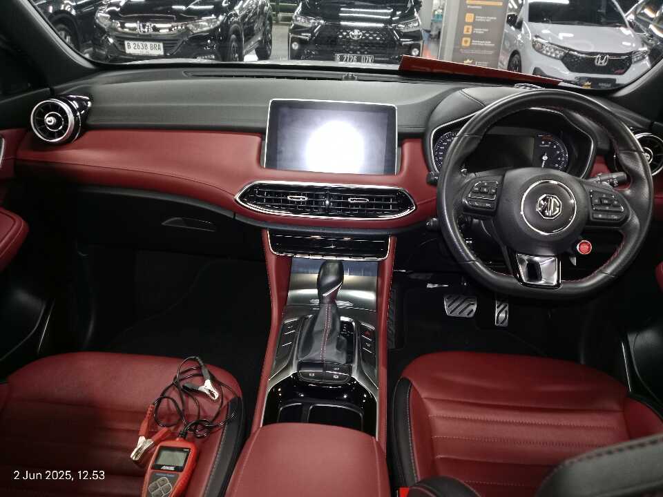 Foto Mobil Bekas Dashboard MG HS 1.5 tahun 2021