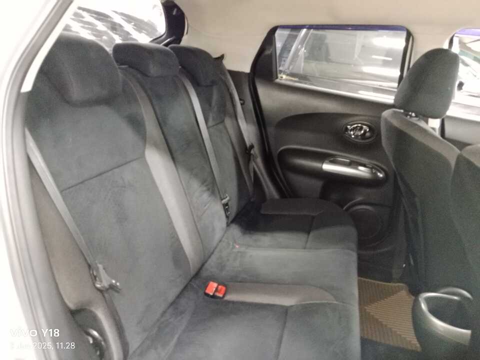 Foto Mobil Bekas Kabin Belakang Nissan Juke 1.5 tahun 2013